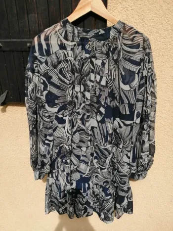 Robe bleu avec doublure