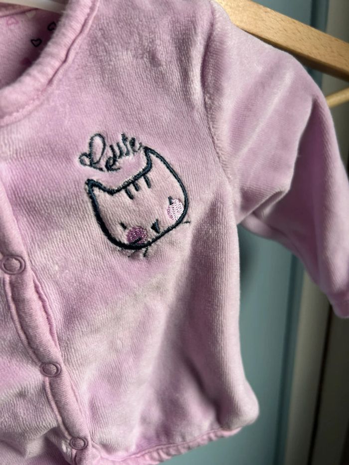 Gilet orchestra lilas , avec motif chat , 3 mois - photo numéro 2
