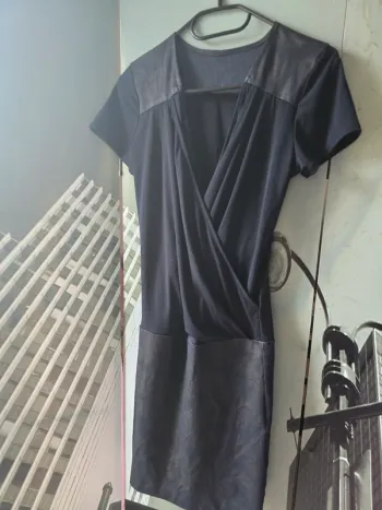 Robe femme bleu marine bi-matière – Taille S