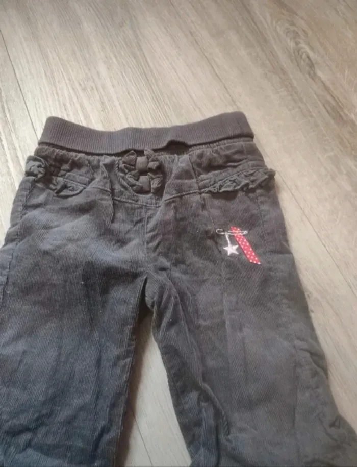 Pantalon 3 mois - photo numéro 2