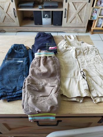 lot pantalons 6 moiis