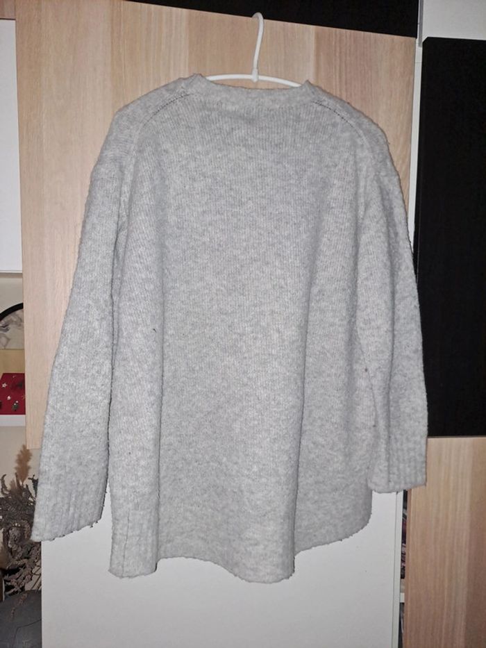 Joli pull gris zara - photo numéro 3