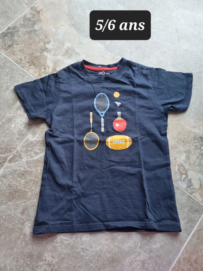 T shirt 5/6ans