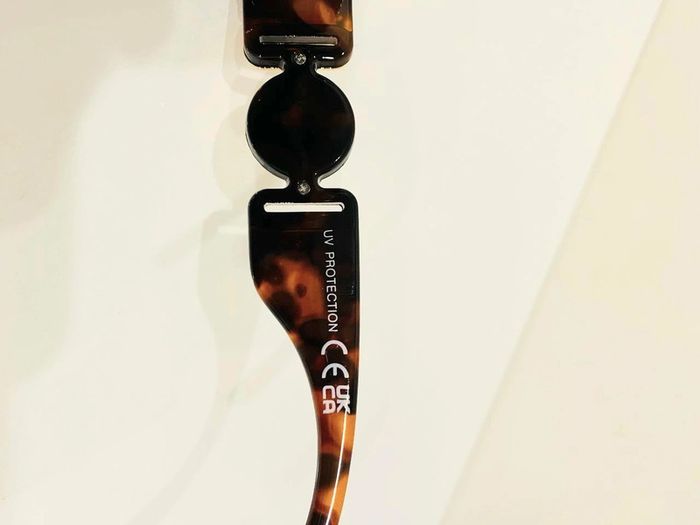 Lunette de soleil mixte marron écaille et dorée UV protection catégorie 3 - photo numéro 6