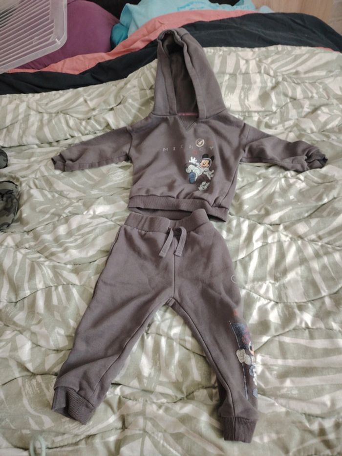 Ensemble mickey 12-18 mois