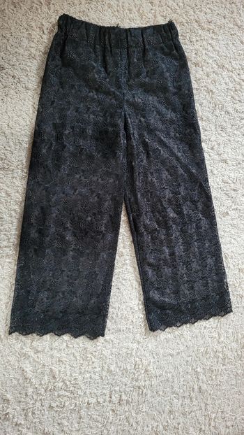Pantalon en dentelle guipure neuf