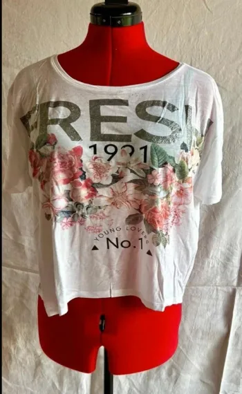 Teeshirt croc top, loose Pimkie taille 40 en parfait état