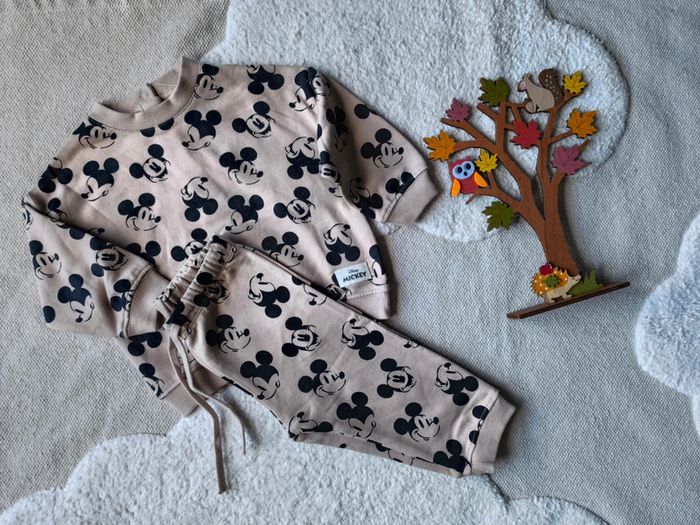Ensemble Mickey