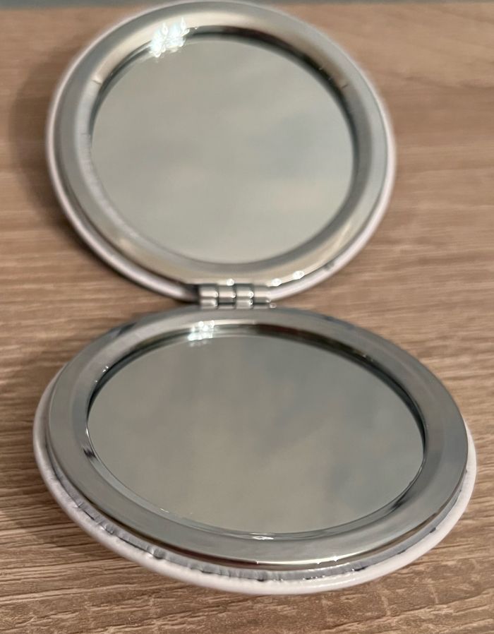 Miroir compact Stitch - photo numéro 4