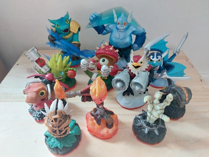 Lot de Figurines Skylanders Trap Team