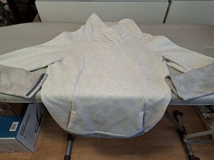 Beau sweat chaud de randonnée femme Quechua S poche ventrale + sous poche sécurisée comme neuf - photo numéro 3