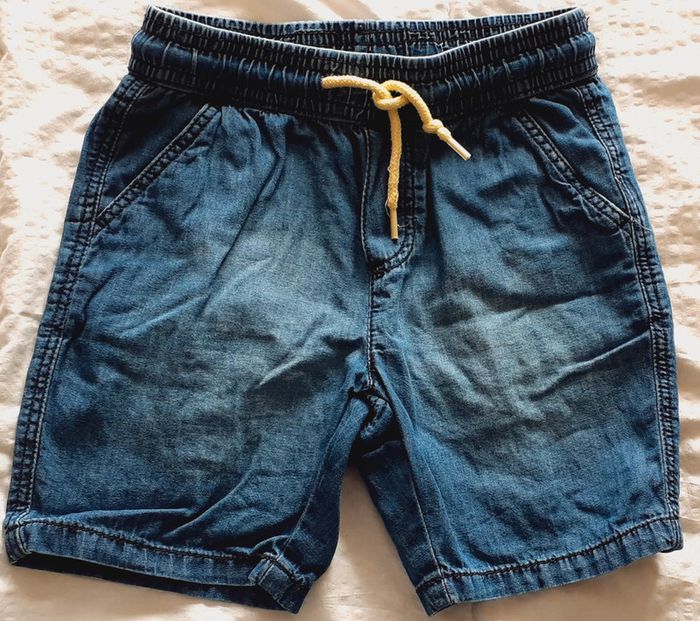 Short enfant 4-5 ans 98-104 cm / Lupilu