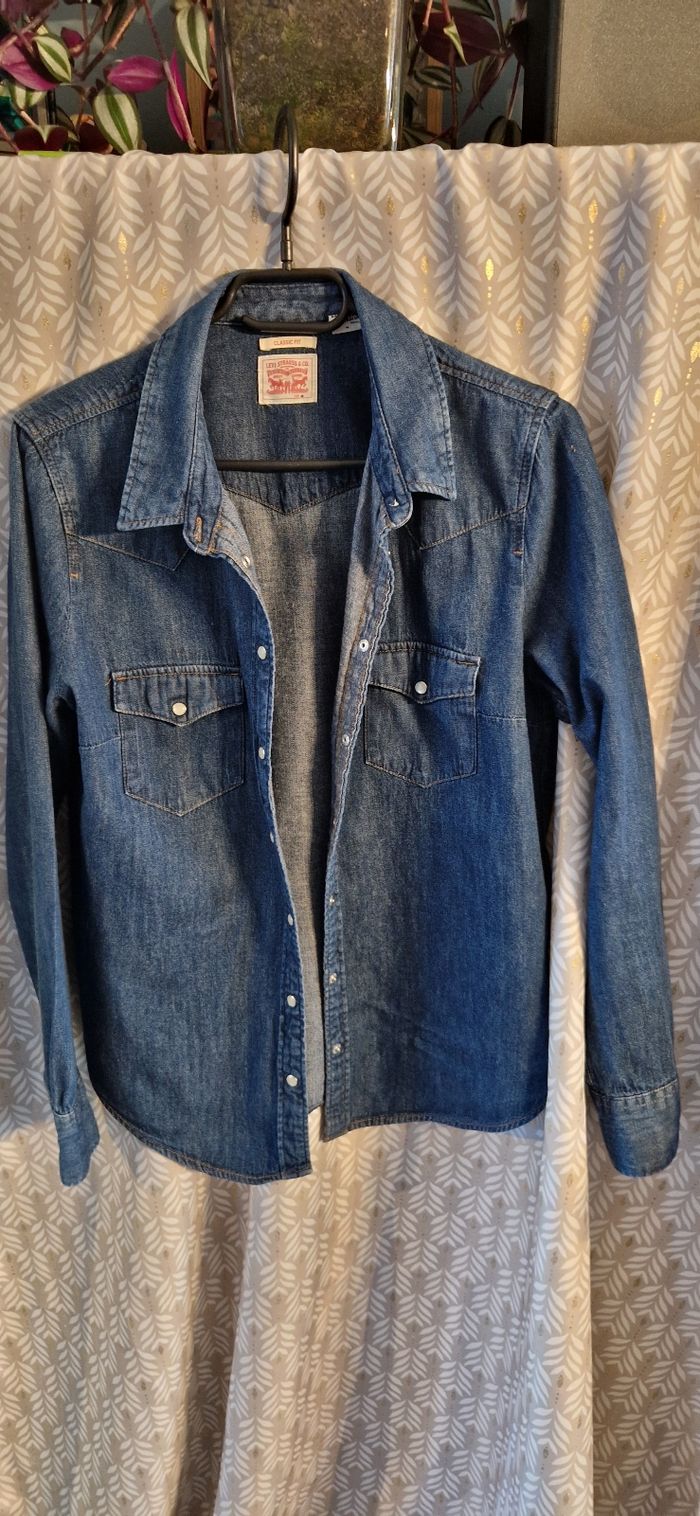 Chemise en jeans levis T M TBE - photo numéro 2