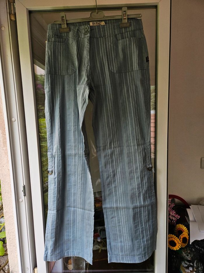 Pantalon jambes larges bleu à rayures vintage neuf dtc taille 42