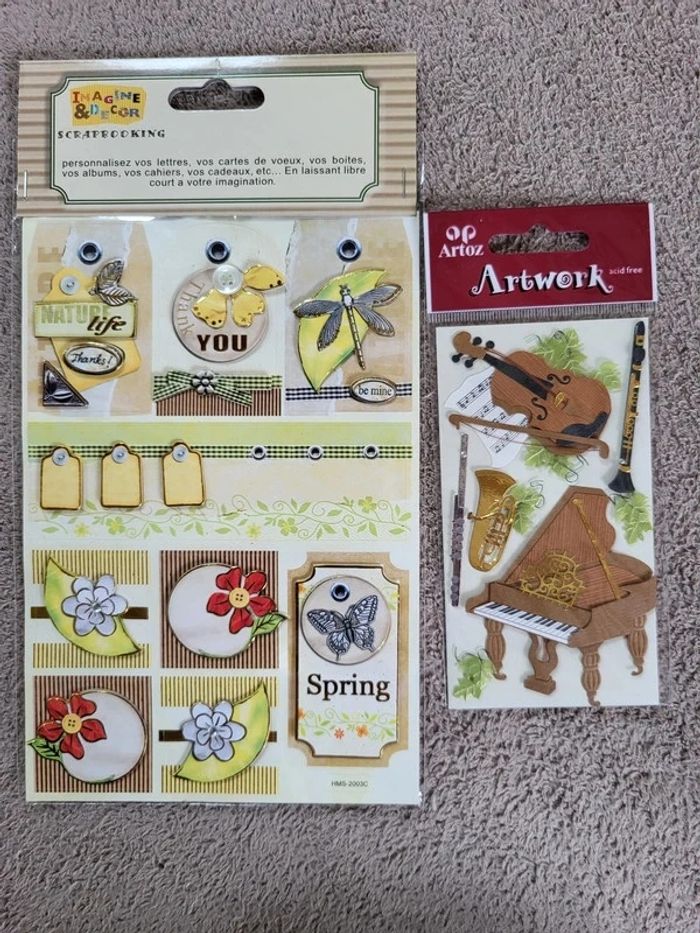 Lot décorations et stickers scrapbooking - photo numéro 3