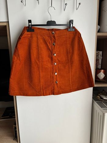 Jupe courte en velour côtelé orange primark taille M