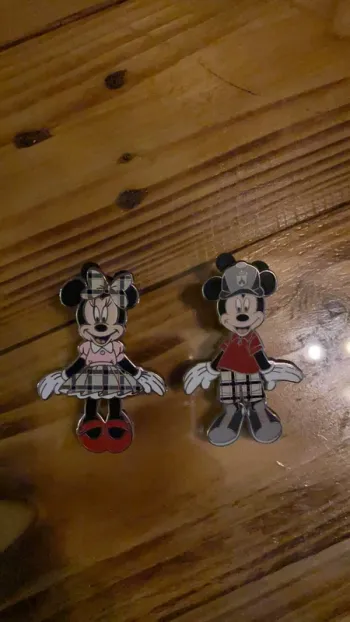 Pins Mickey Minnie