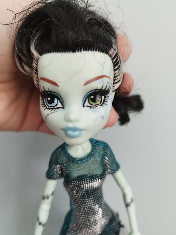Poupée Monster high Frankie Stein ghouls rule - photo numéro 4