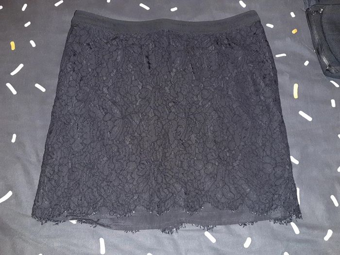 Jupe avec dentelles 42