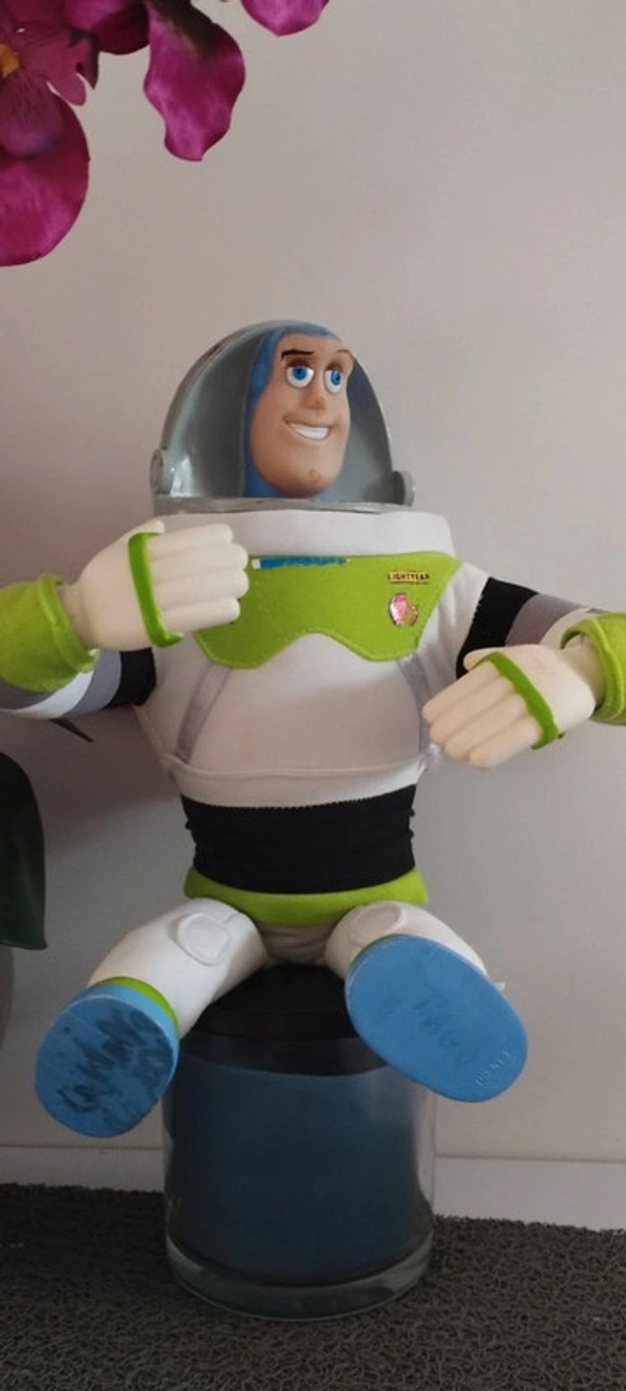 Buzz l'éclair - photo numéro 4