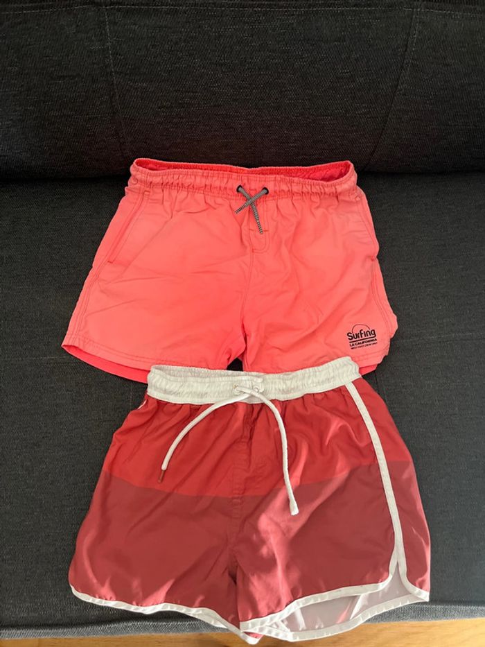 Lot 2 shorts de bain Kiabi et C&A taille 10 ans