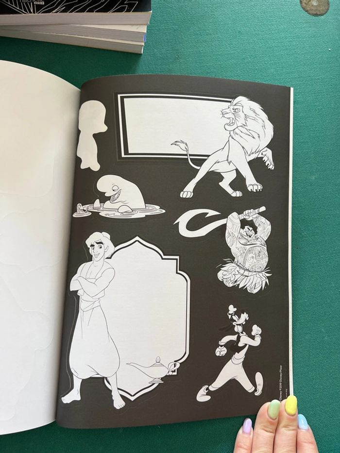 Art thérapie Disney 220 Stickers à colorier - photo numéro 19