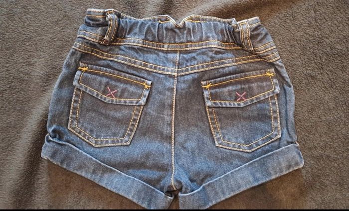 Lot jupes fille 3 ans - photo numéro 7