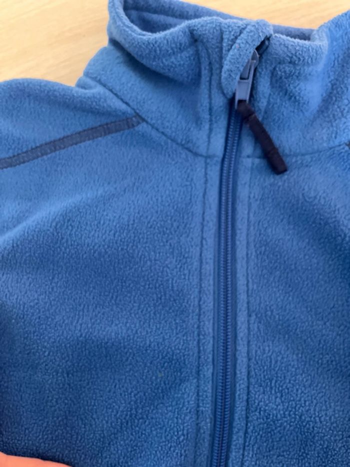 Gilet / pull polaire 4 ans - photo numéro 3