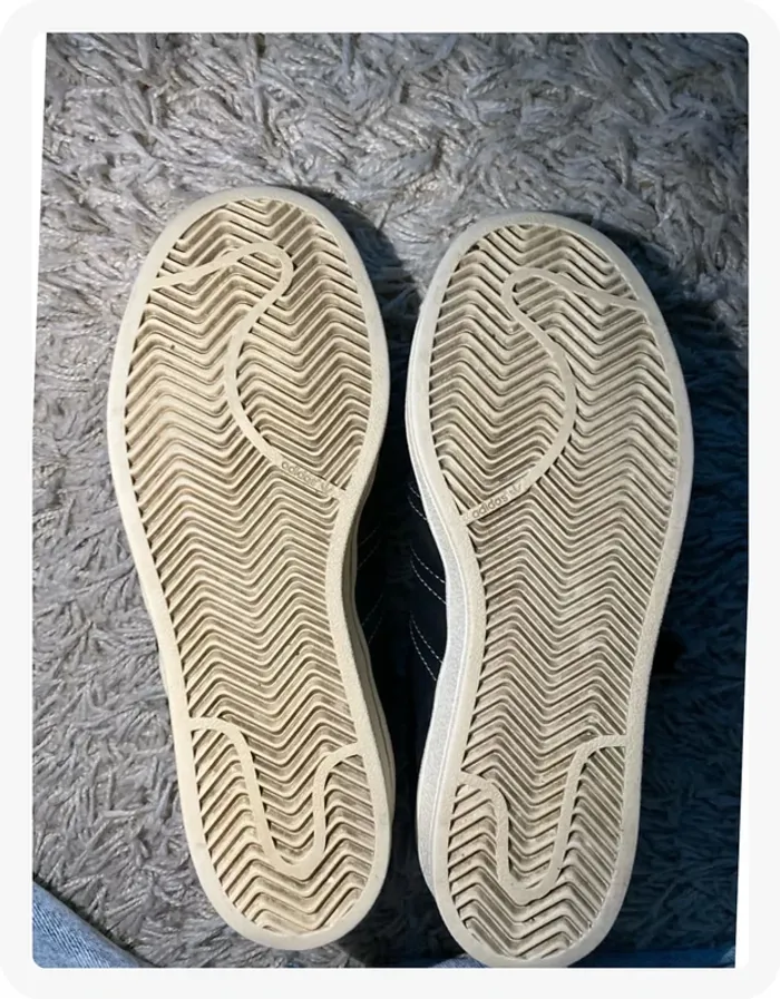 Superstar original cuir noir et semelle blanche Adidas - photo numéro 4