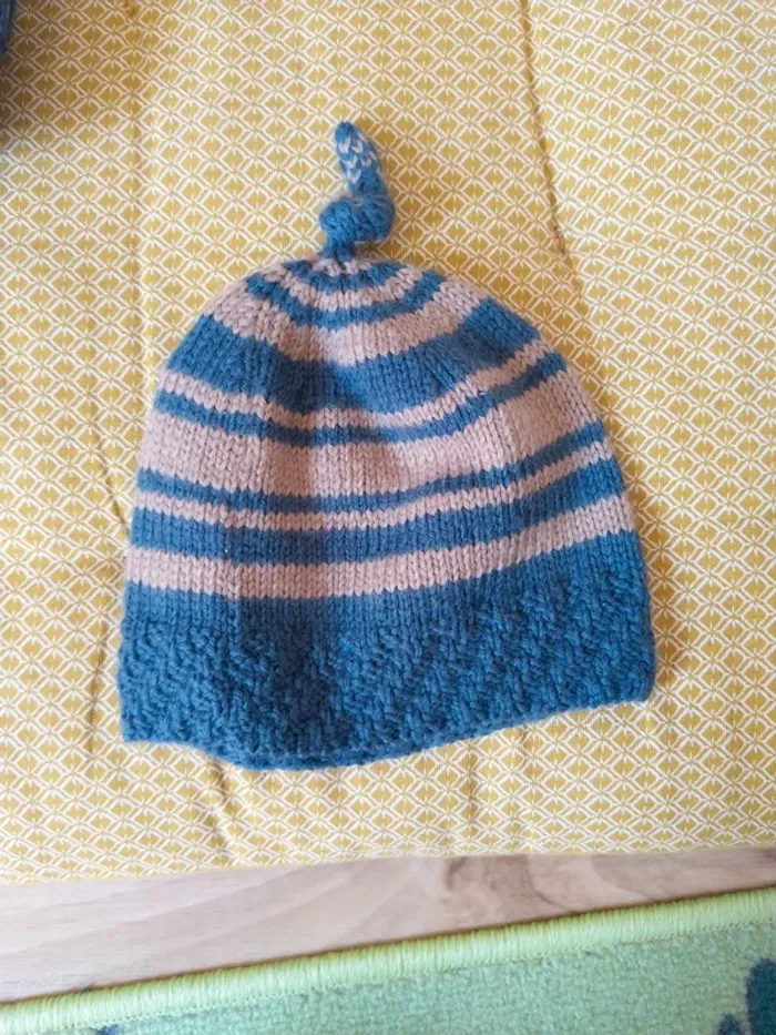Lot bonnets et moufles taille 1-2 ans - photo numéro 6
