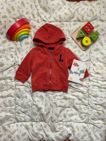 gilet zippé à capuche orange 3 mois tape à l'oeil