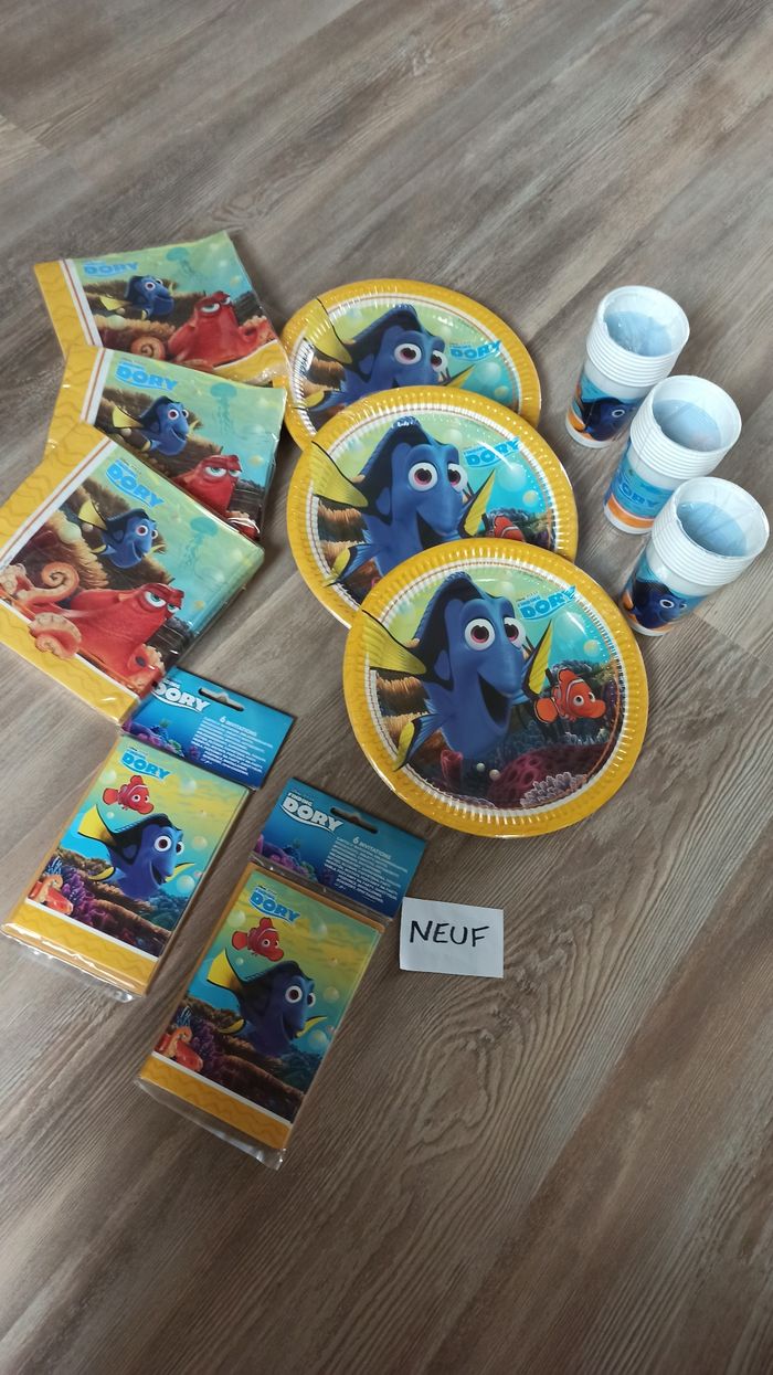 Lot fête anniversaire vaiselle jetable Némo