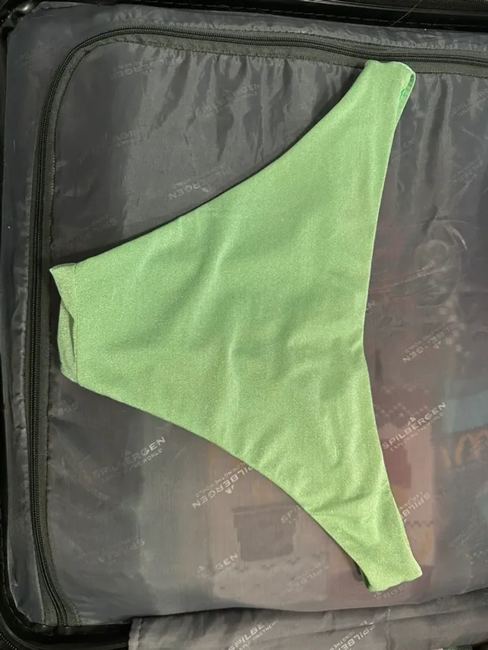 Bas de maillot de bain taille M - photo numéro 2