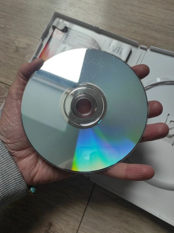 Jeu guitar héro World tour wii - photo numéro 2