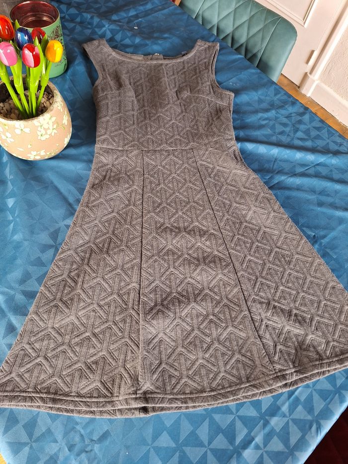 Robe kiabi grise XS - photo numéro 2