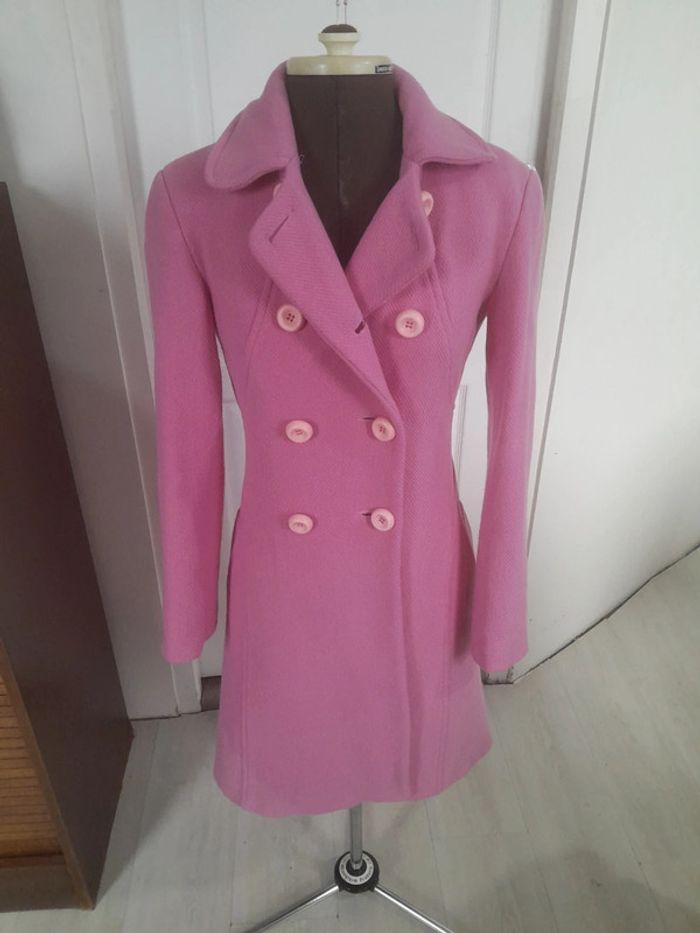 Tres beau manteau rose tara jarmon modèle mangua en laine - photo numéro 3