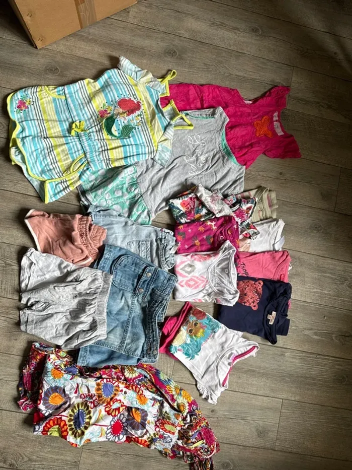 Lot vêtement été 5/6 ans