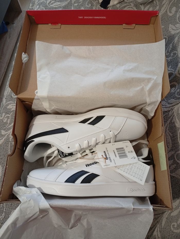 Reebok neuves t.38 - photo numéro 7