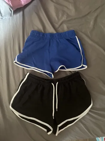 2 shorts