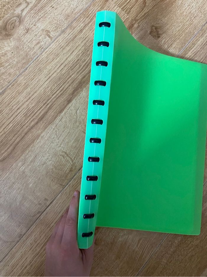 Cahier avec chemises plastiques détachables / Porte-vue - photo numéro 2
