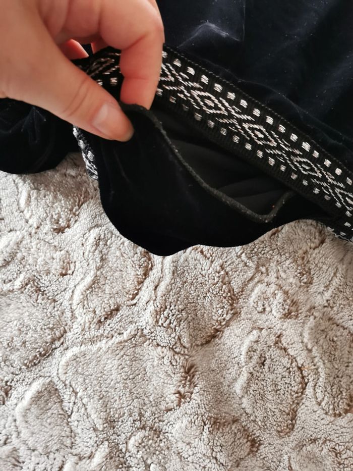 Robe à capuche orientale style kaftan en velours noir pour femme - photo numéro 9