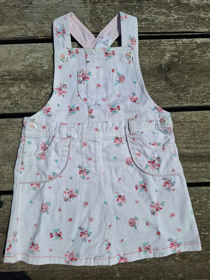 Robe salopette fleurie