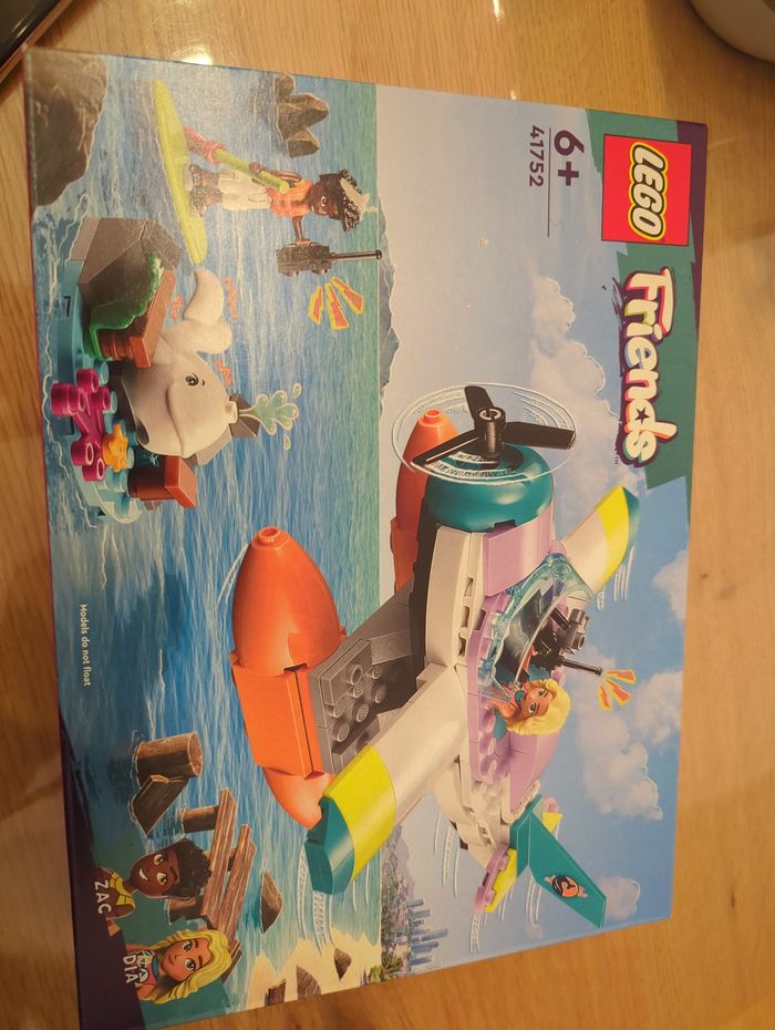 Lego Friends  neuf