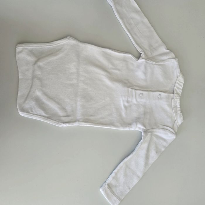 Bodie - du pareil au même- 6 mois - photo numéro 3