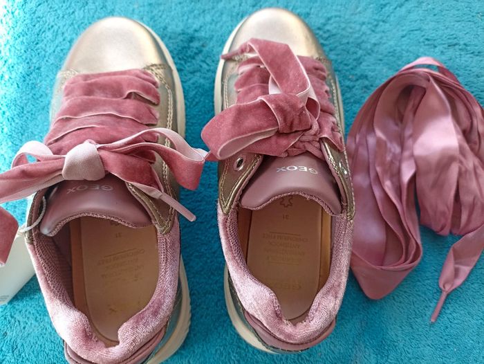 Sneakers girly Geox T.31 neuves - photo numéro 2