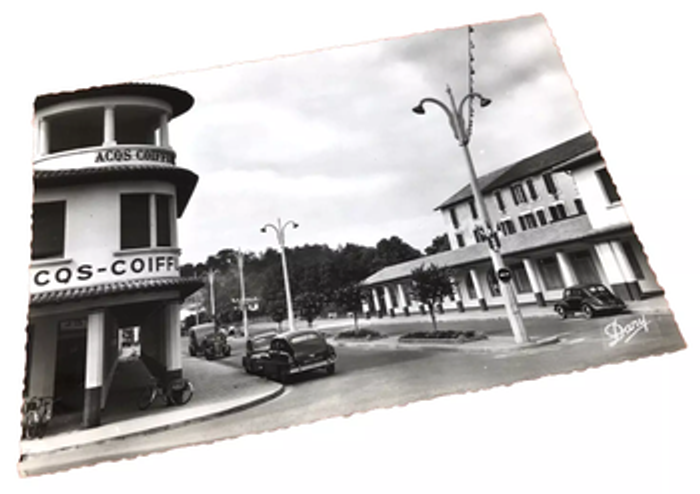 Carte postale ancienne Dax (Landes) Boulevard des Baignots