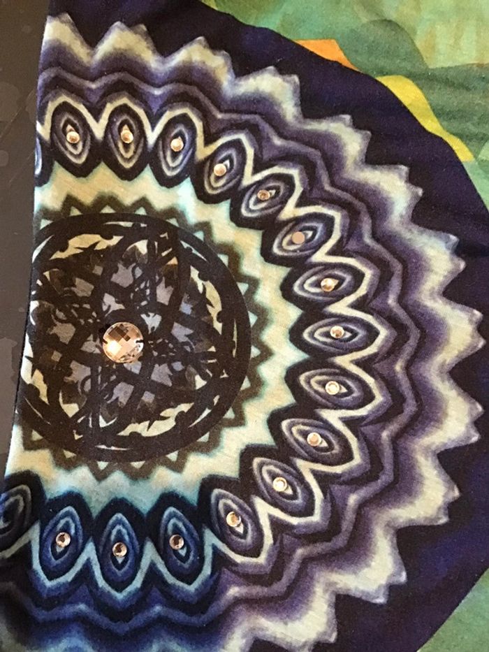 Très jolie haut manche longue taille L marque Desigual (0923) - photo numéro 7