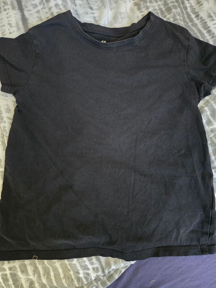 T-shirt noir - photo numéro 2