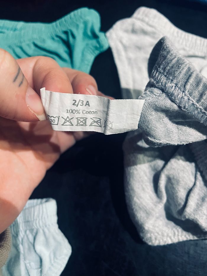 Lot slips garçon 2/3 ans - photo numéro 7