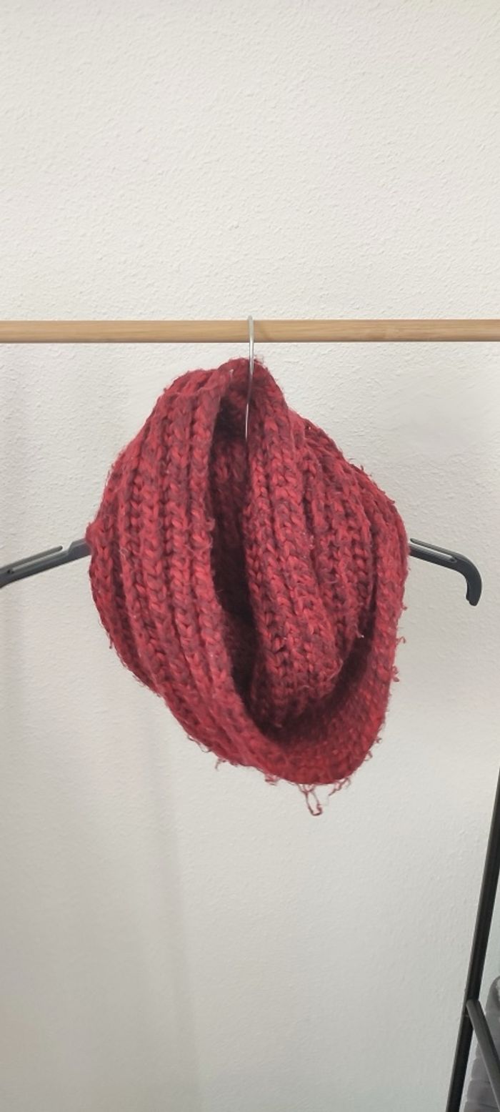 Snood rouge bordeaux en maille Camaïeu - photo numéro 2